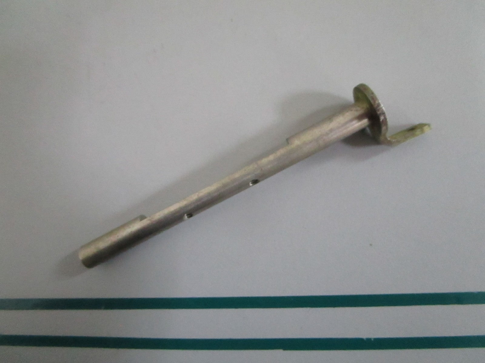 NEW OEM 387814 0387814 OMC Johnson Evinrude Choke Shaft & Arm 0820