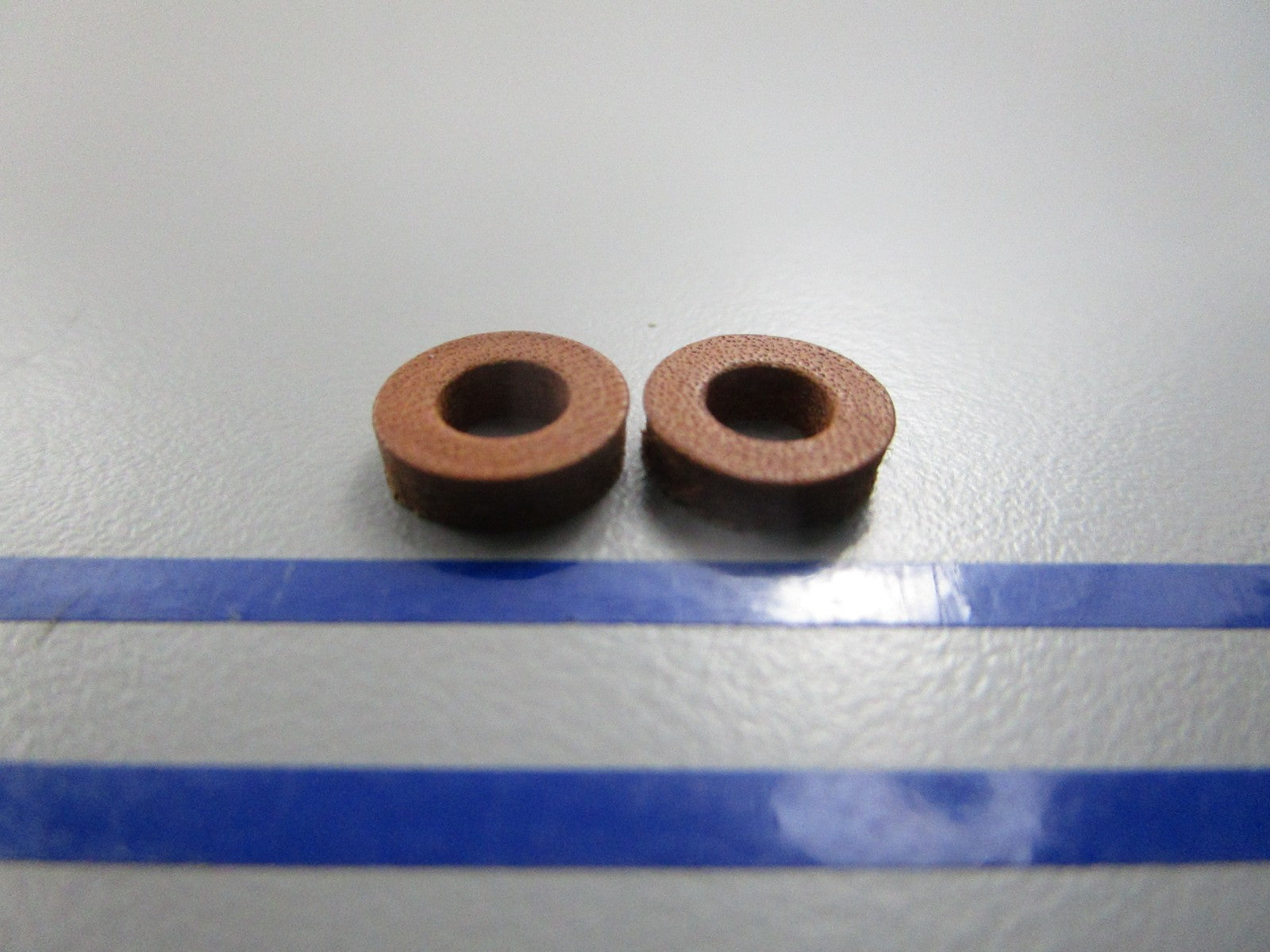 NEW OEM (LOT OF 2) 551097 0551097 OMC Johnson Evinrude Washer 0810