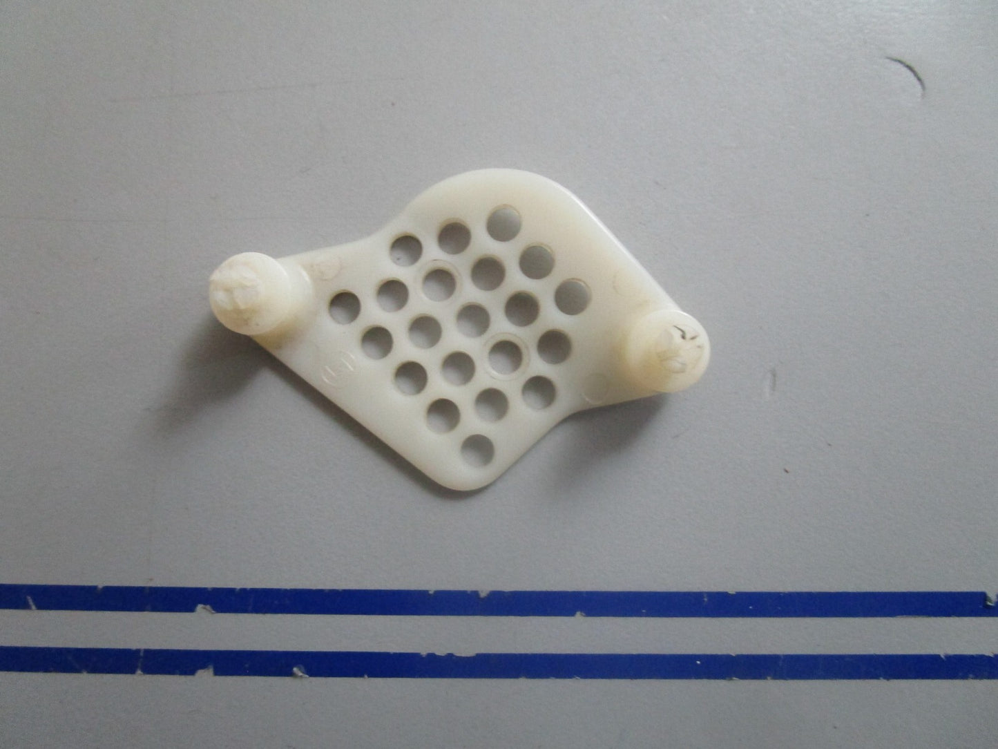 *NEW OEM* 0810 OMC Johnson Evinrude Carburetor Intake Screen 309786 0309786