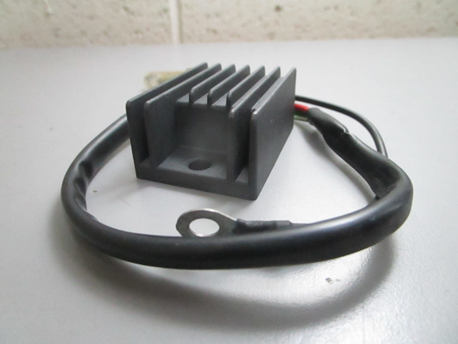 *NEW OEM* 0820 Yamaha Rectifier & Regulator Assy 68T-81960-00-00