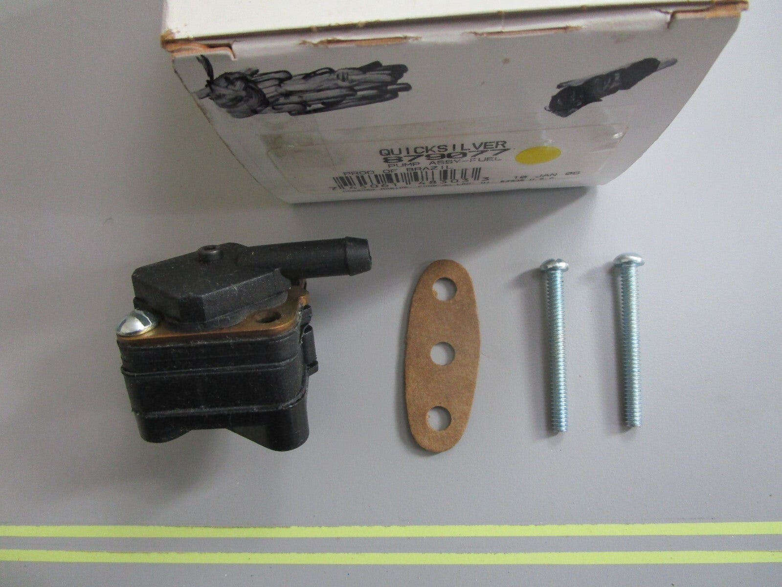 *NEW OEM* 0810 OMC Johnson Evinrude Fuel Pump Assembly 879077 0879077