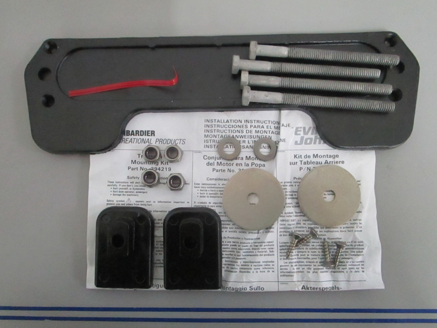 NEW OEM 394219 0394219 OMC Johnson Evinrude Transom Mounting Kit 0820
