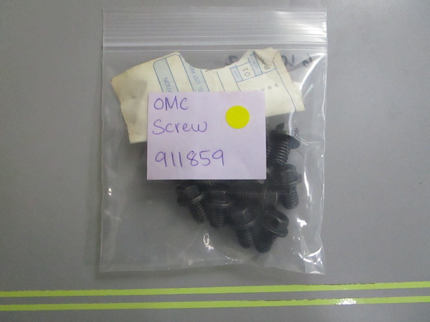 *NEW OEM* (LOT OF 2) 0810 OMC Johnson Evinrude Screw 911859 0911859