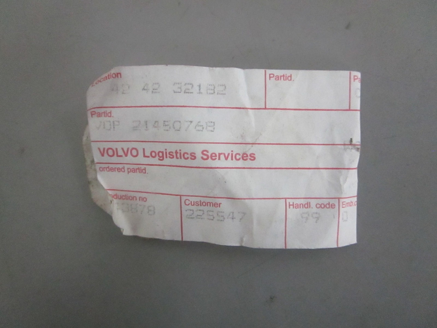 NEW OEM 21450768 Volvo Penta Connector 0820