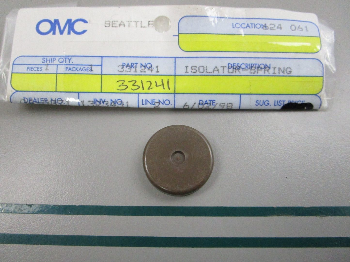 NEW OEM 331241 0331241 OMC Johnson Evinrude Isolator 0810