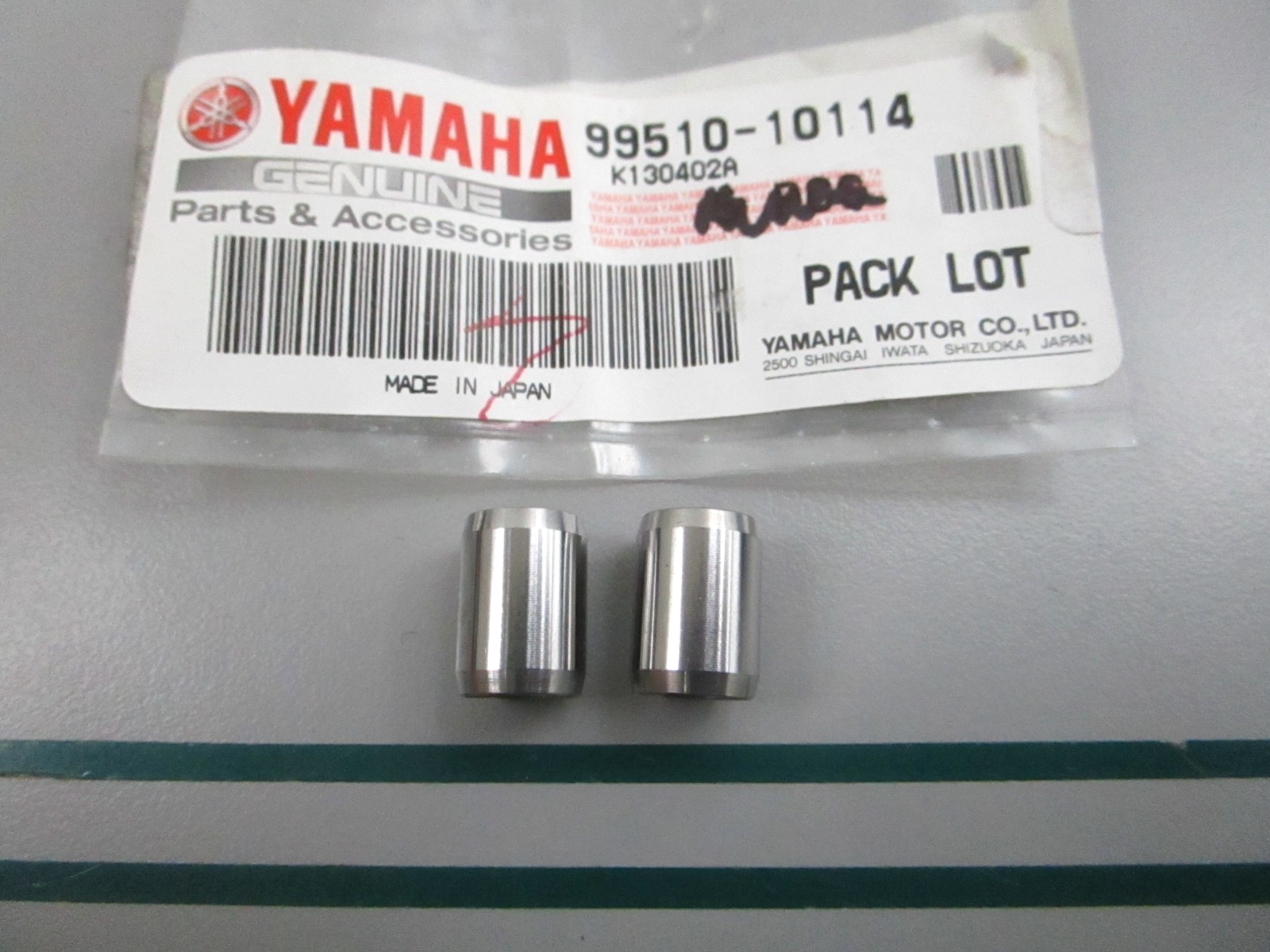 NEW OEM (LOT OF 2) 95510-10114-00 Yamaha Dowel 0810