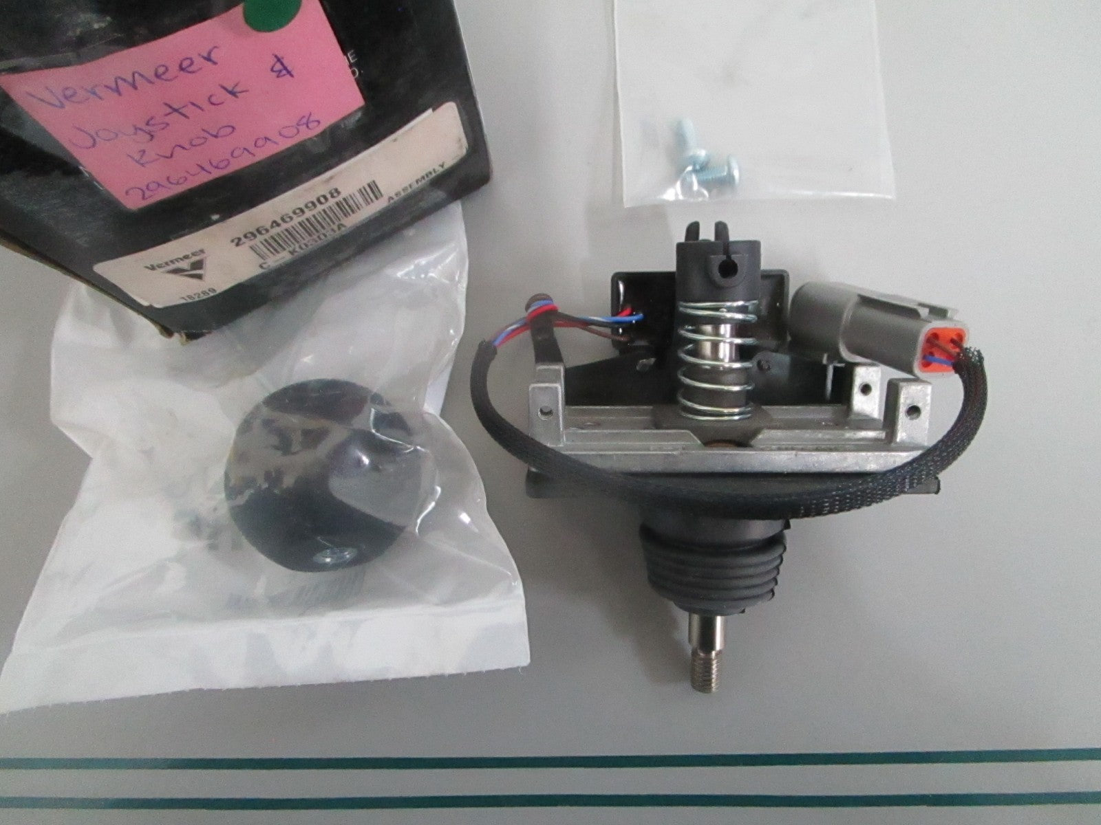 NEW OEM 296469908 Vermeer Joystick & Knob 0820