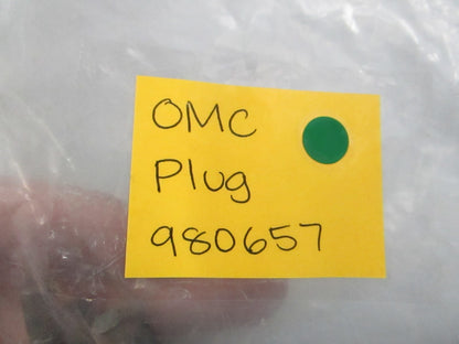 NEW OEM (LOT OF 2) 980657 0980657 OMC Johnson Evinrude Plug 0810