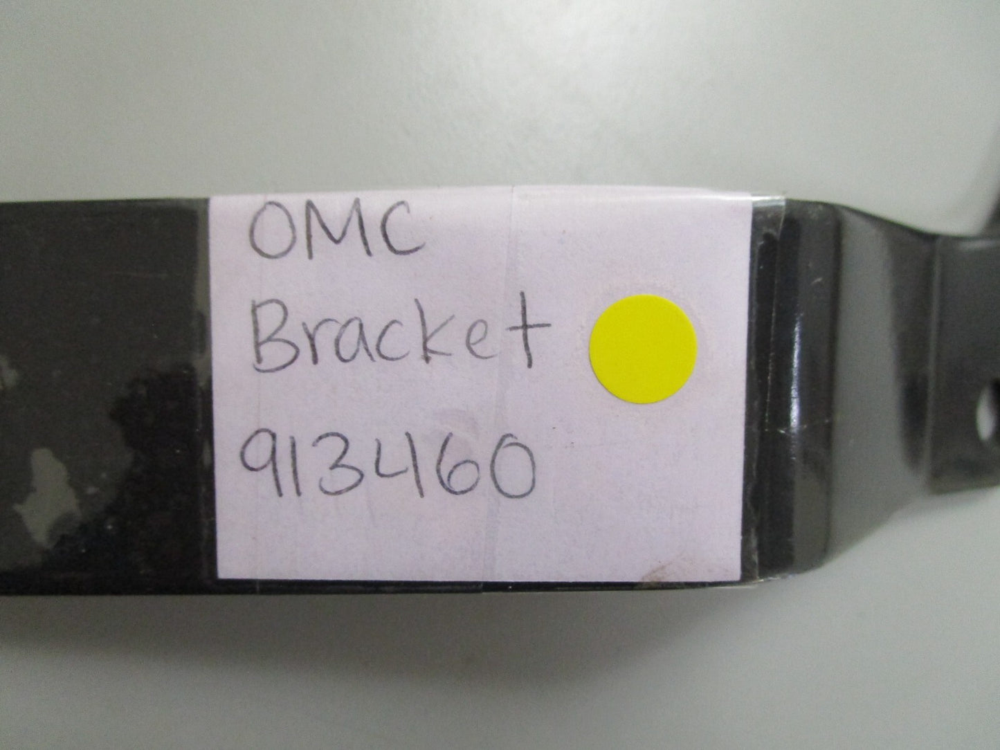 *NEW OEM* 0820 OMC Johnson Evinrude Bracket 913460 0913460