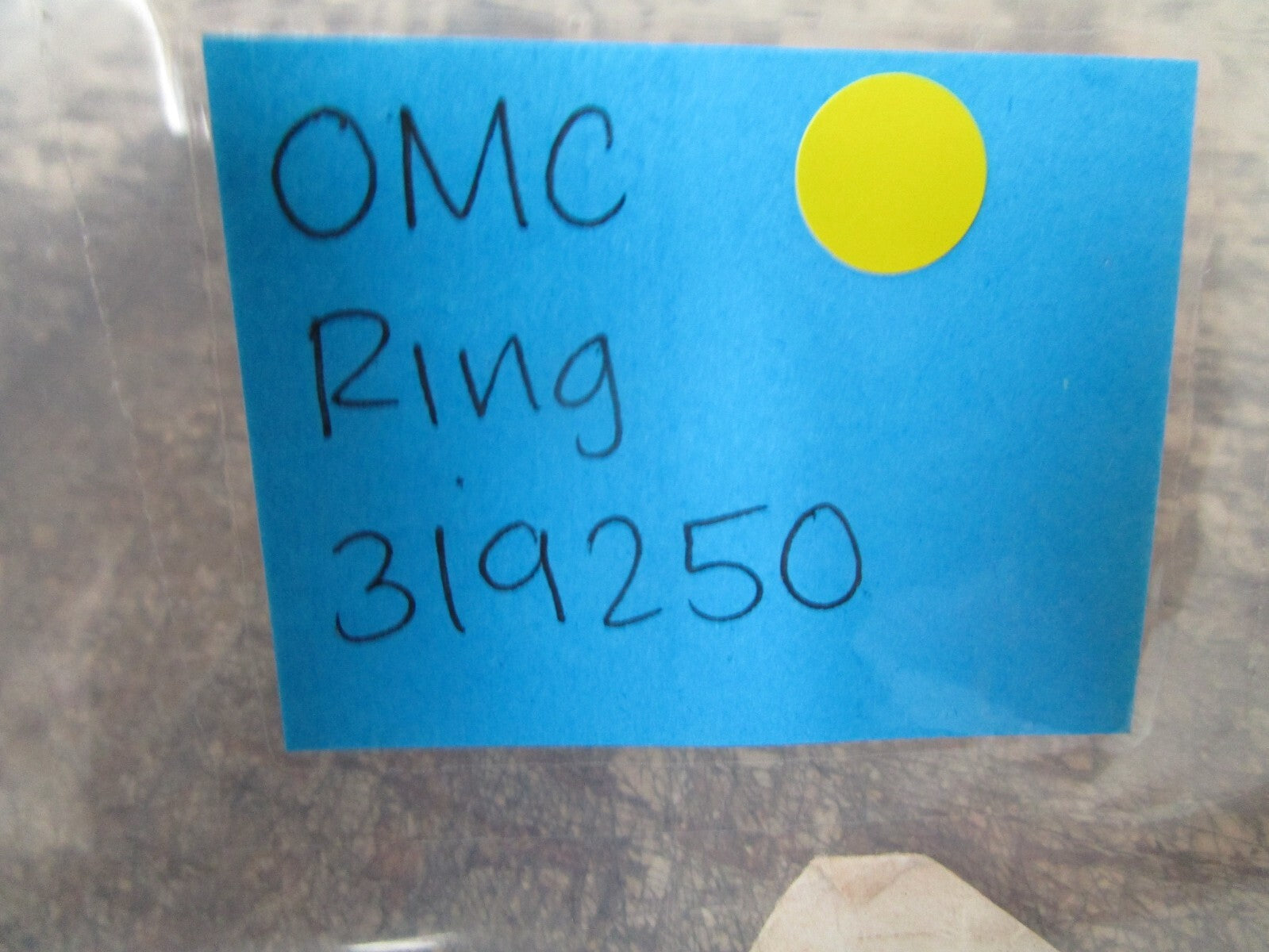 *NEW OEM* 0810 OMC Johnson Evinrude Ring 319250 0319250