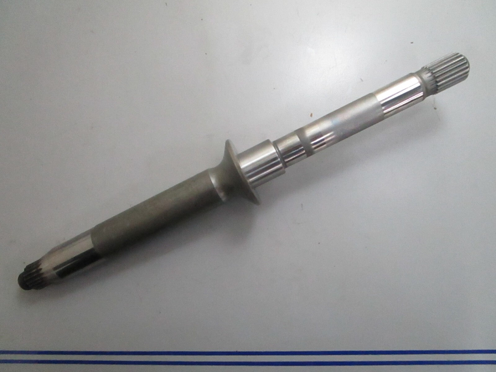 *NEW OEM* 0820 OMC Johnson Evinrude Drive Shaft 375377 0357377