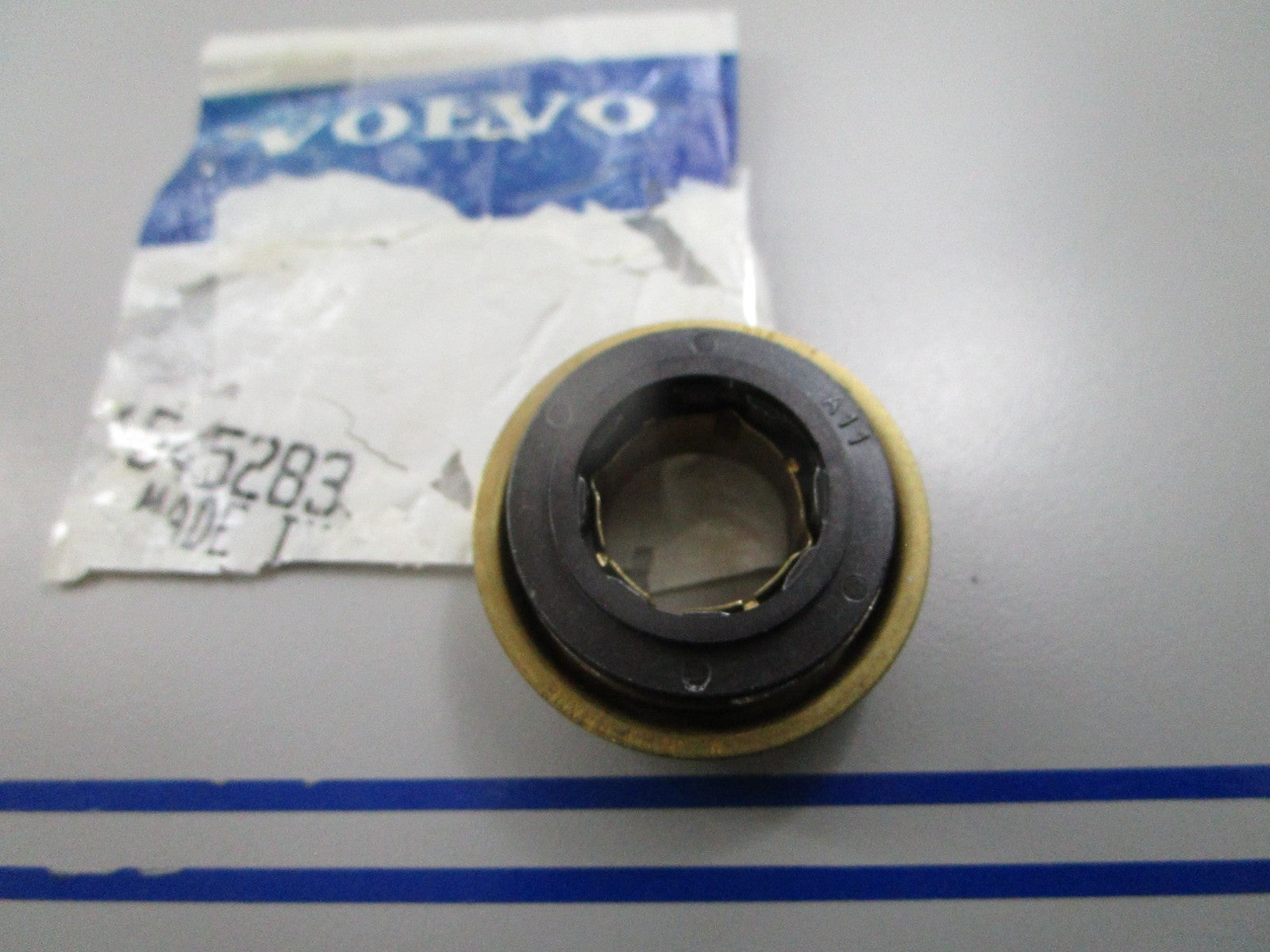 *NEW OEM* 0810 Volvo Penta Sealing Ring 1545283