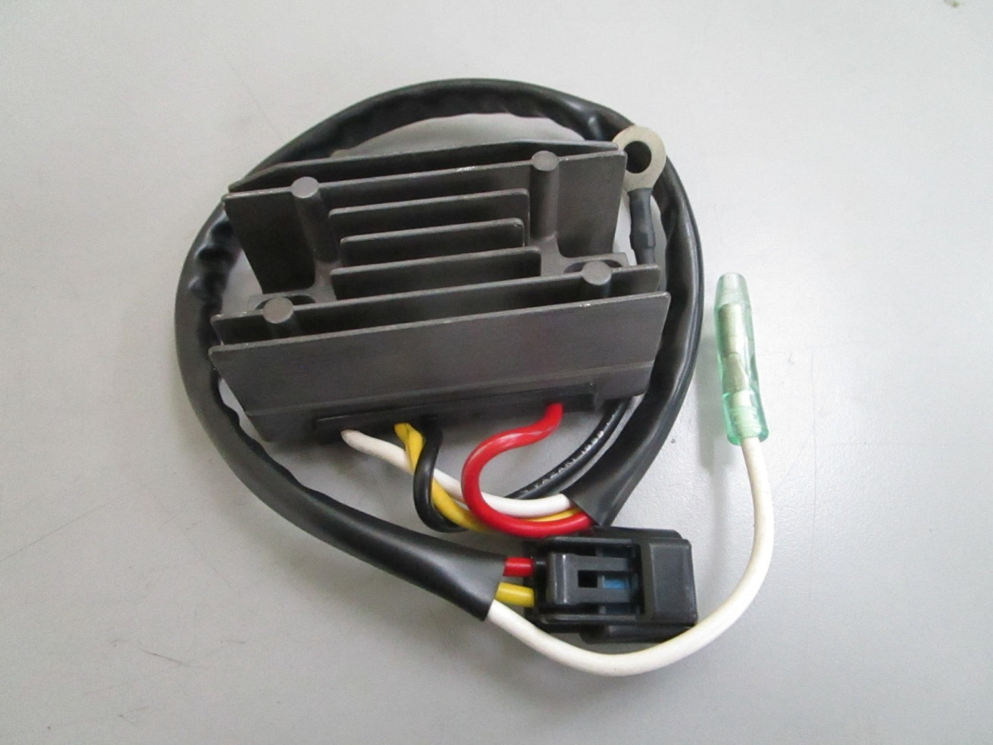 *NEW OEM* 0820 Suzuki Receptacle Set 39600-89J00
