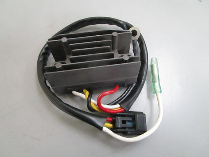 *NEW OEM* 0820 Suzuki Receptacle Set 39600-89J00