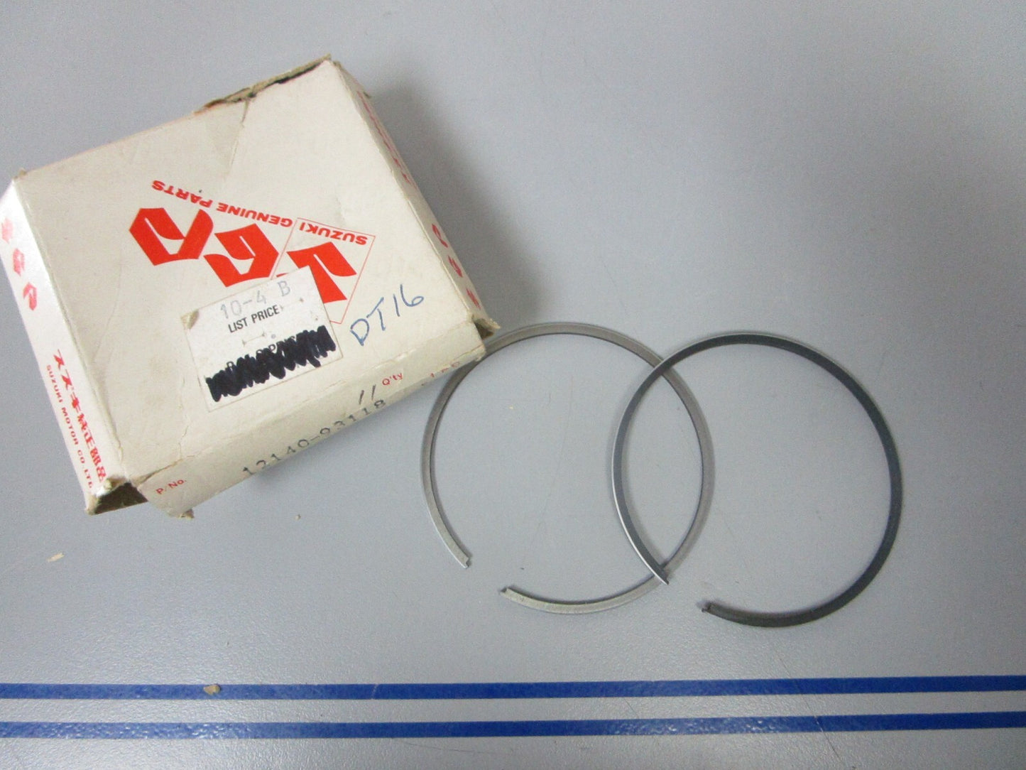 *NEW OEM* 0810 Suzuki 2 Piston Ring Set 12140-93118
