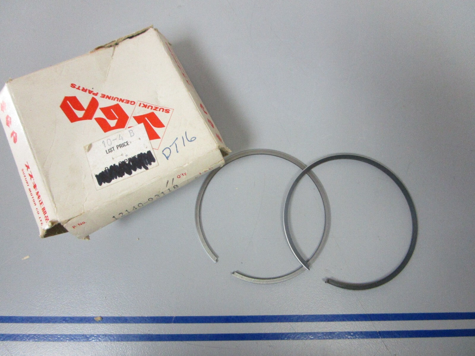 *NEW OEM* 0810 Suzuki 2 Piston Ring Set 12140-93118