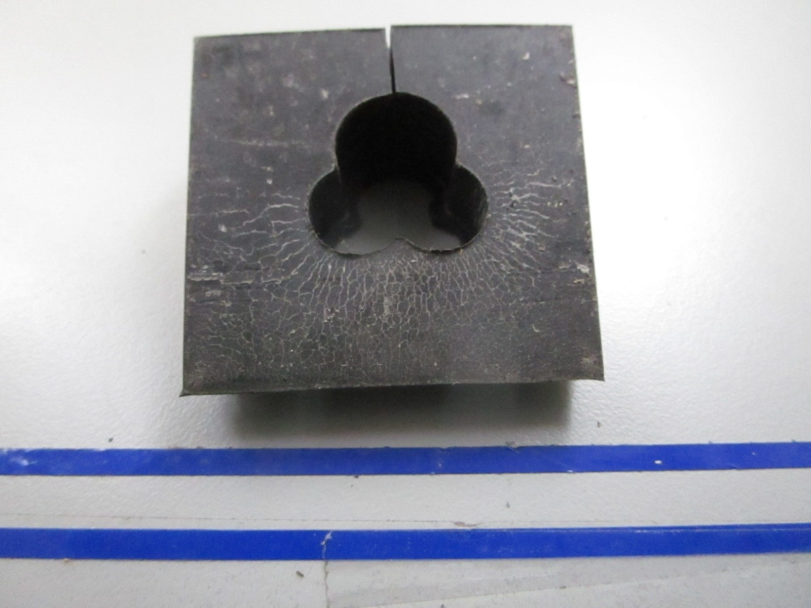 *NEW OEM* 0810 OMC Johnson Evinrude Grommet 332416 0332416