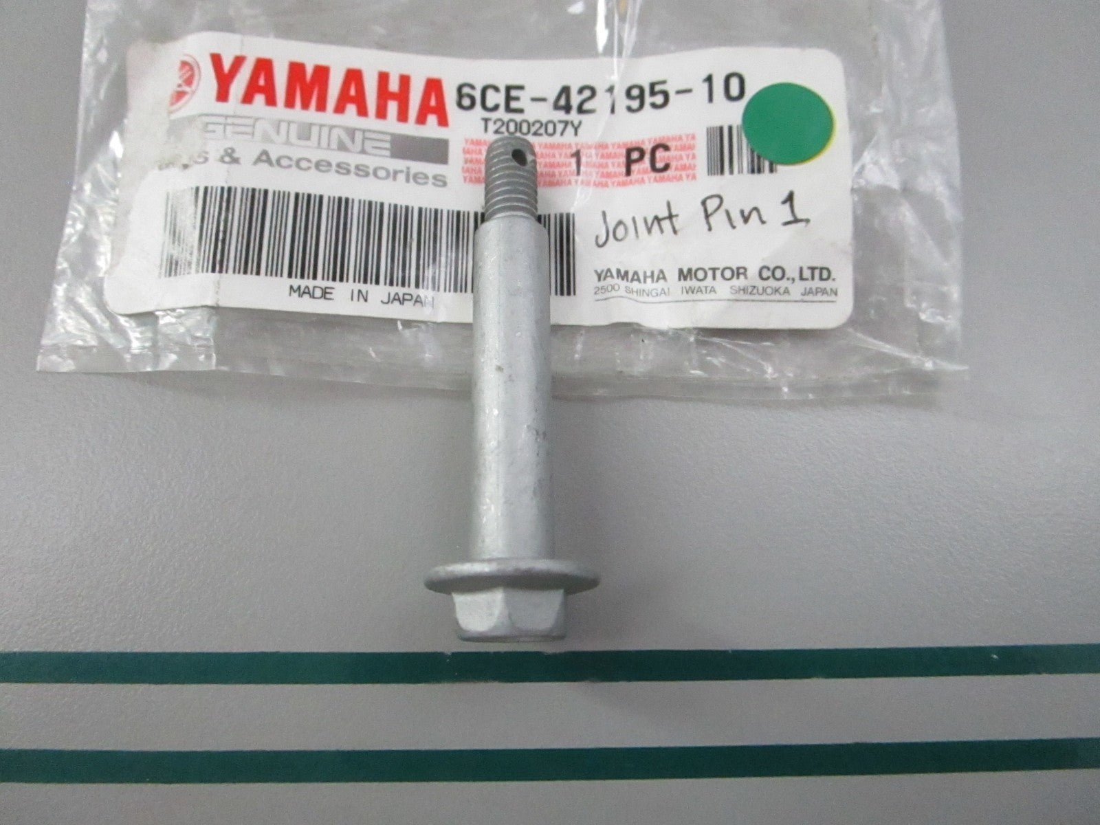 NEW OEM 6CE-42195-10-00 Yamaha Joint Pin 0810