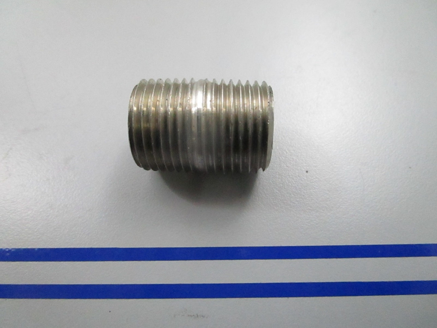 *NEW OEM* 0810 Volvo Penta Fitting 3857763