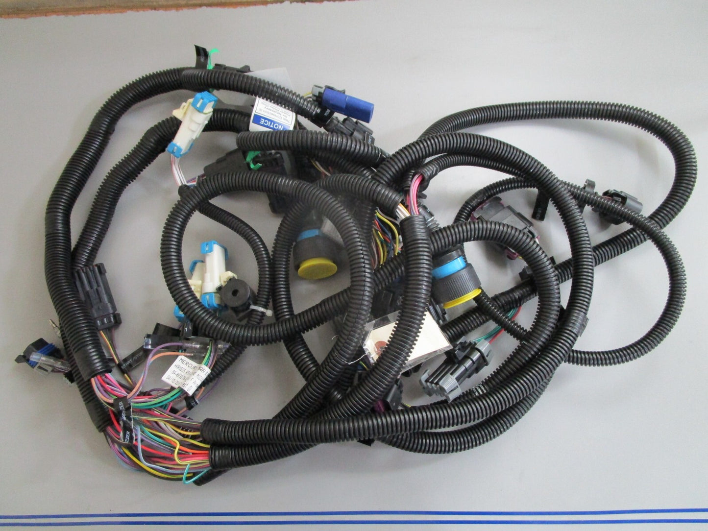 *NEW OEM* 0820 Mercury Quicksilver Command Module Harness 84-893379-A02