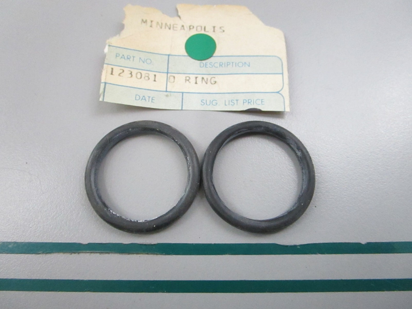 NEW OEM (LOT OF 2) 370160 0370160 OMC Johnson Evinrude O-Ring 0810