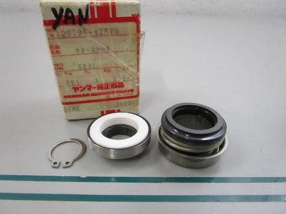 NEW OEM 129795-42670 Yanmar Seal Kit 0810