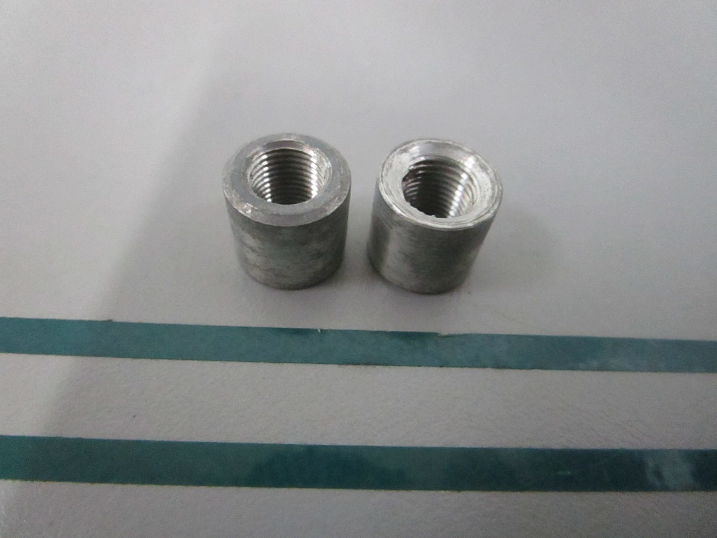 NEW OEM (LOT OF 2) 303939 0303939 OMC Johnson Evinrude Needle Valve Bushing 0810