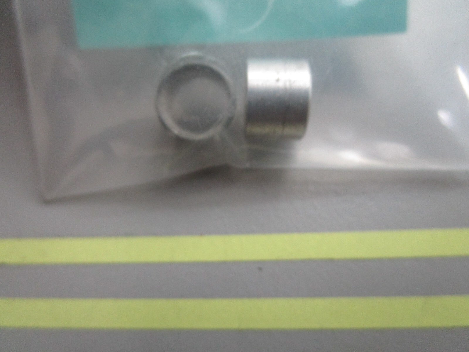 *NEW OEM* (LOT OF 2) 0810 OMC Johnson Evinrude Spacer 308530 0308530