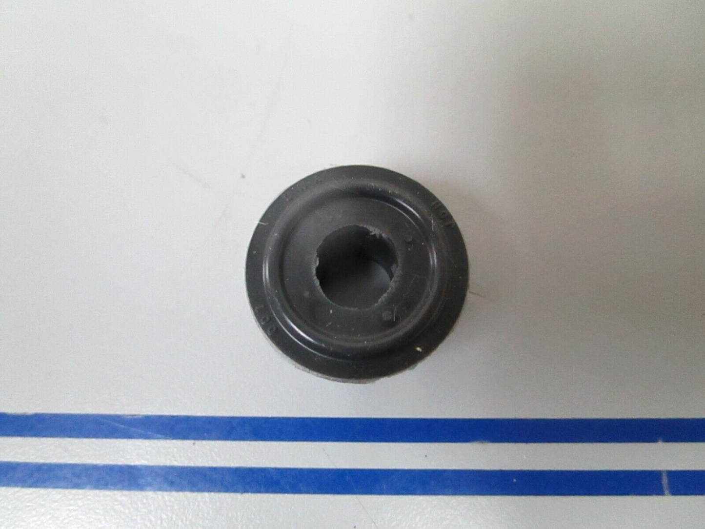 *NEW OEM* 0810 OMC Johnson Evinrude Seal 3855020