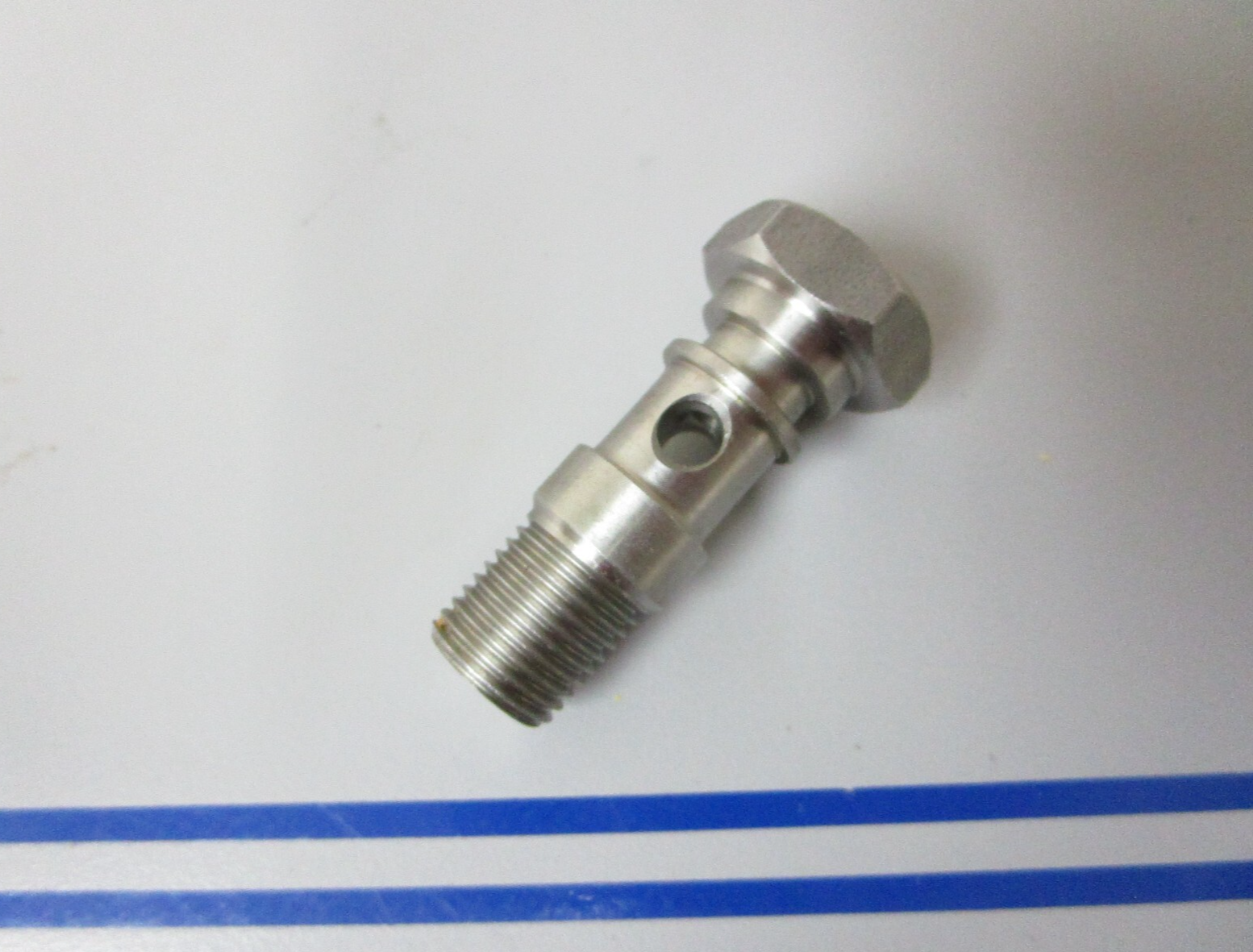 *NEW OEM* 0810 Volvo Penta Retainer Bolt 3852694