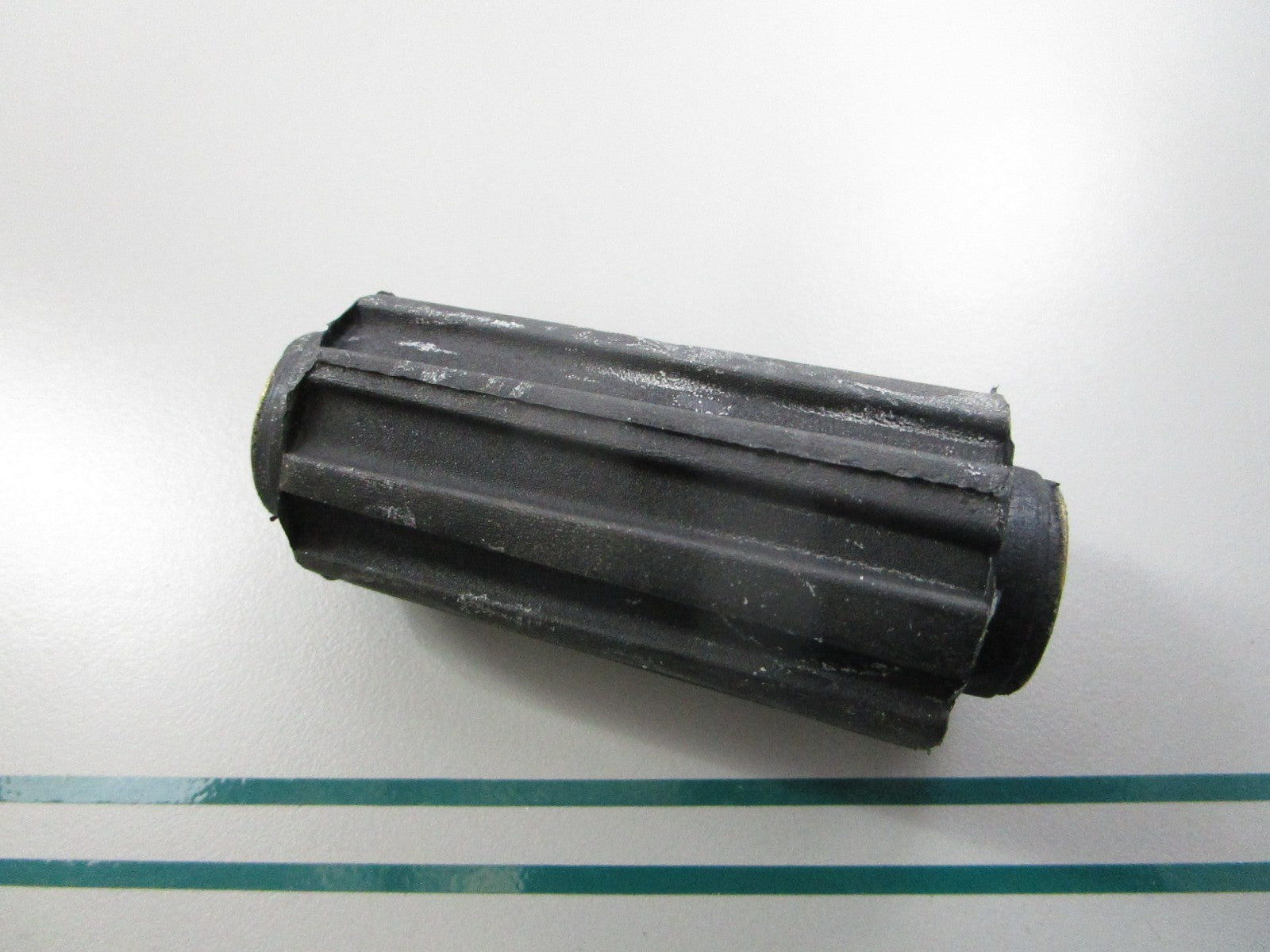 NEW OEM 58120-96313 Suzuki Propeller Bushing 0810