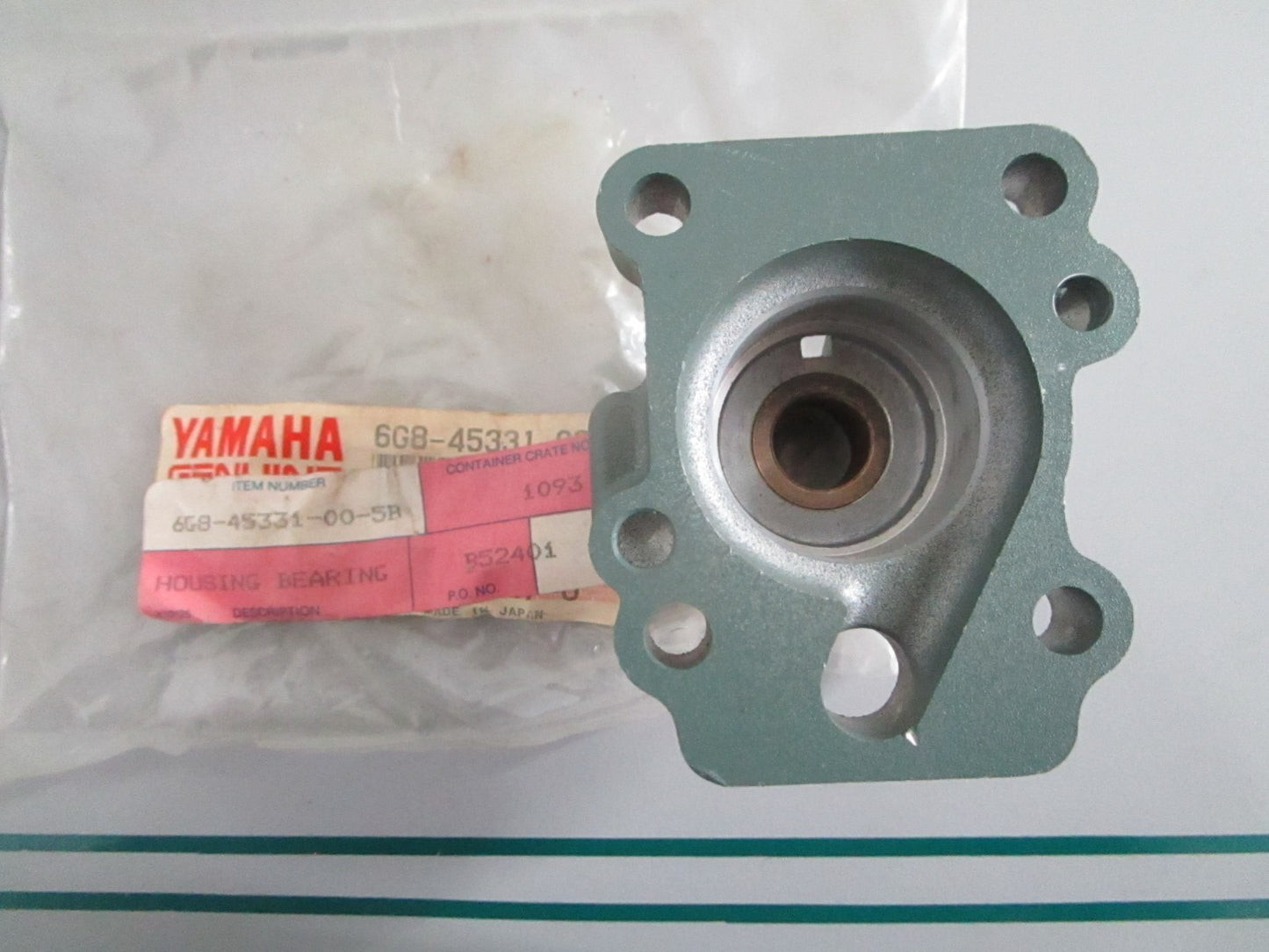 NEW OEM 6G8-45331-00-5B Yamaha Bearing Housing 0820
