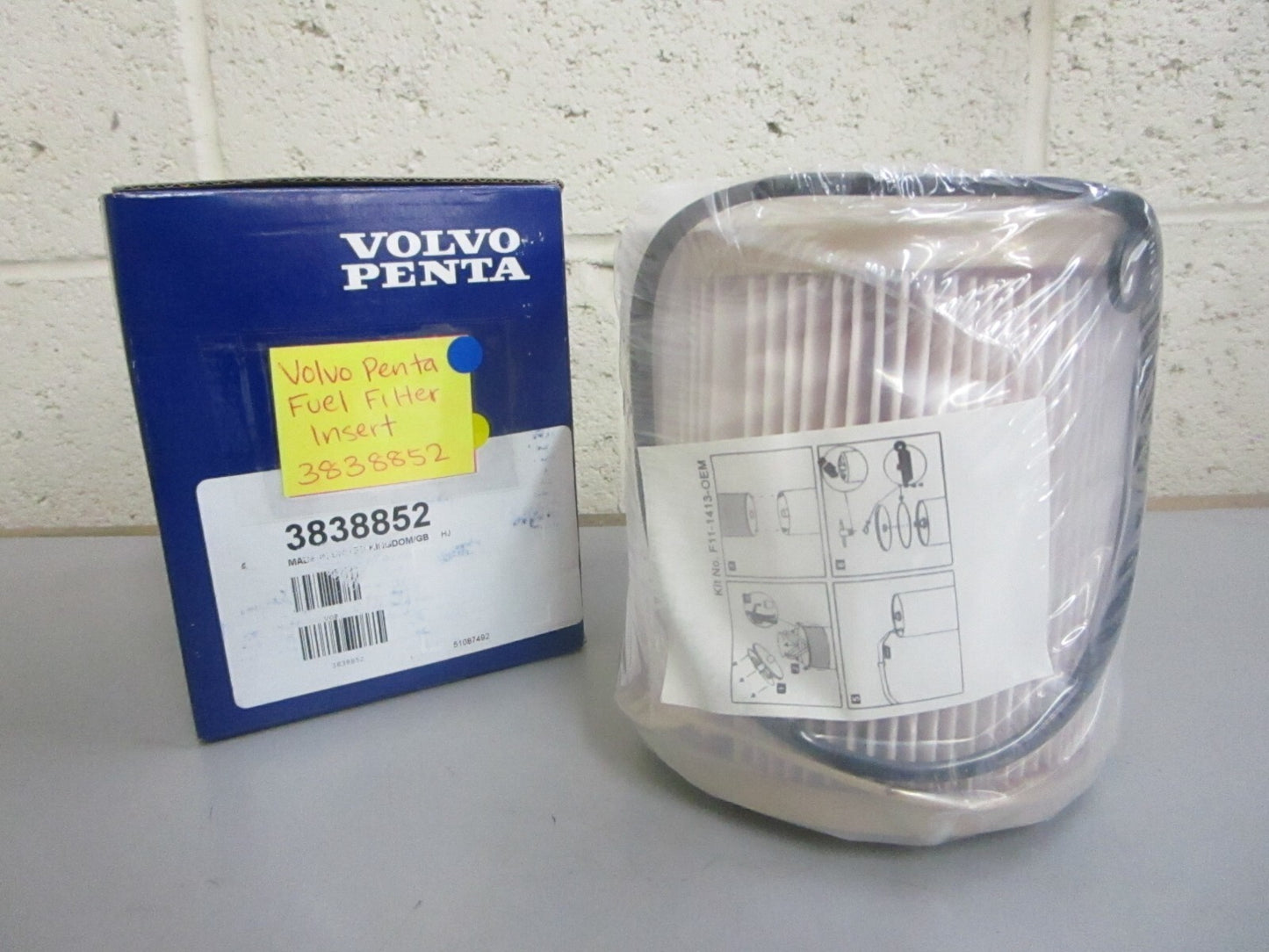 *NEW OEM* 0820 Volvo Penta Fuel Filter Insert 3838852