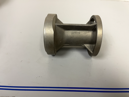 *NEW OEM* 0670 Mercury Quicksilver Bearing Carrier