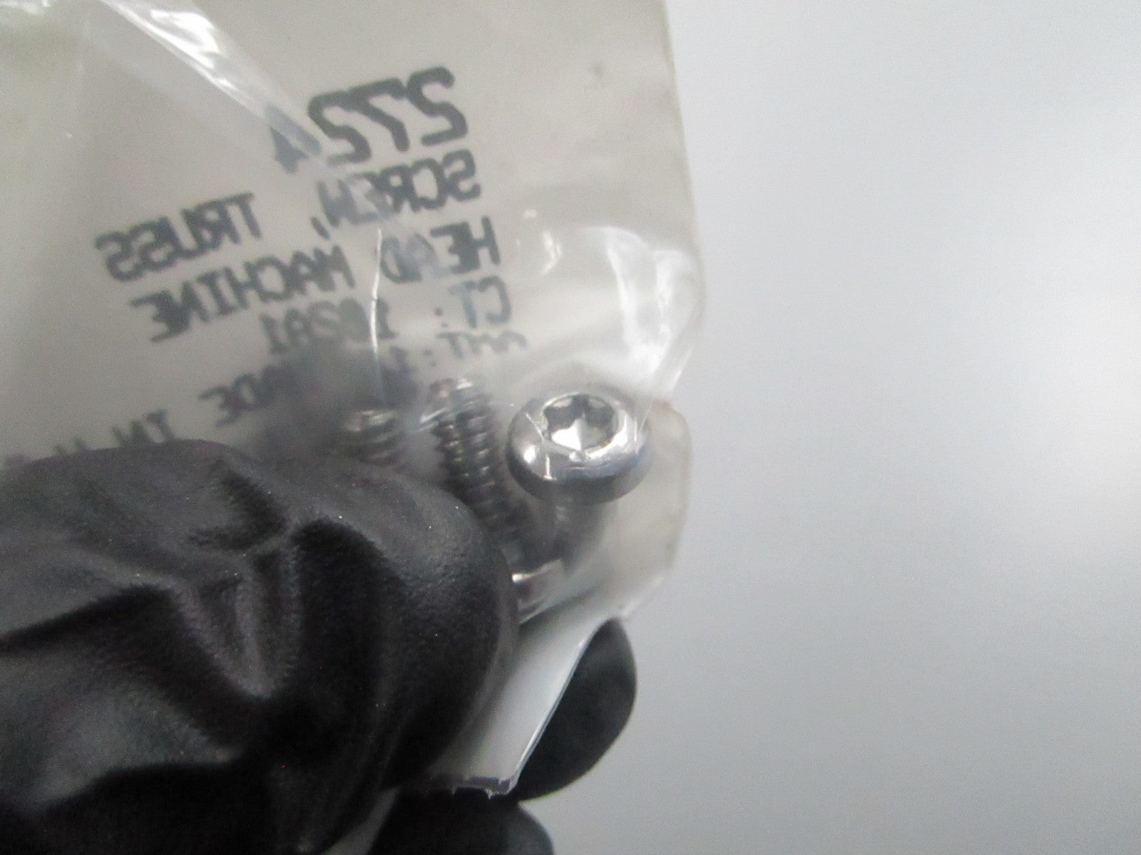 *NEW OEM* (LOT OF 5) 0810 Harley Davidson Screw 2724