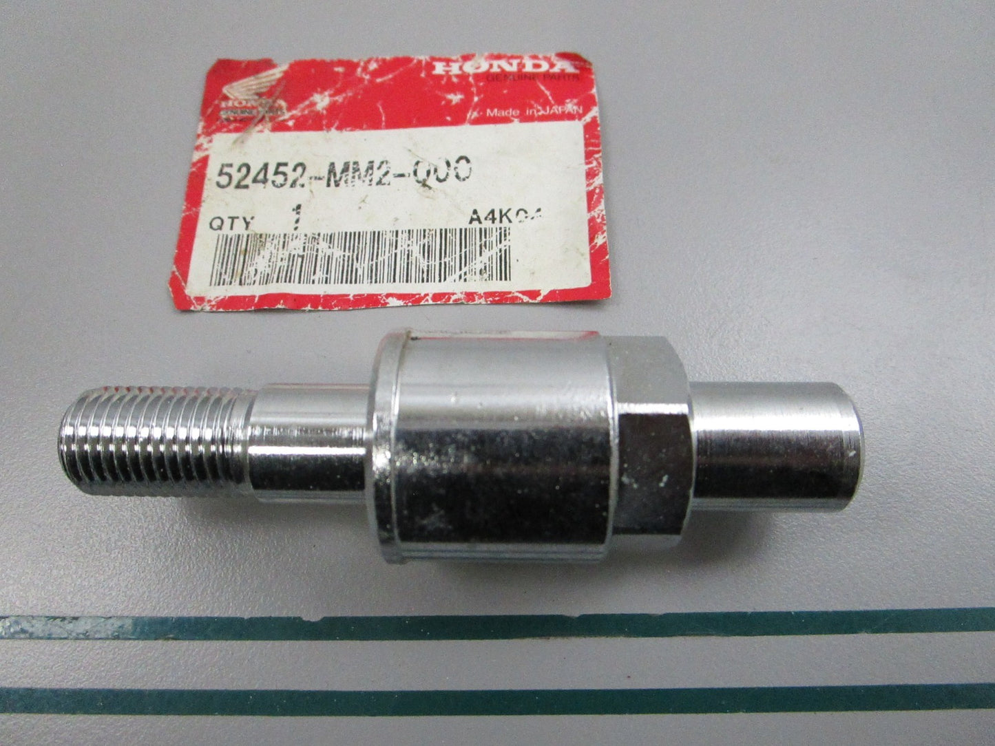 NEW OEM 52452-MM2-000 Honda Cushion Bolt 0810
