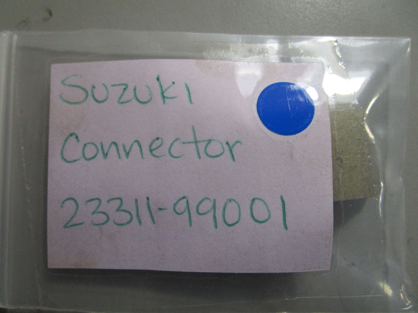 *NEW OEM* 0770 Suzuki Connector 23311-99001