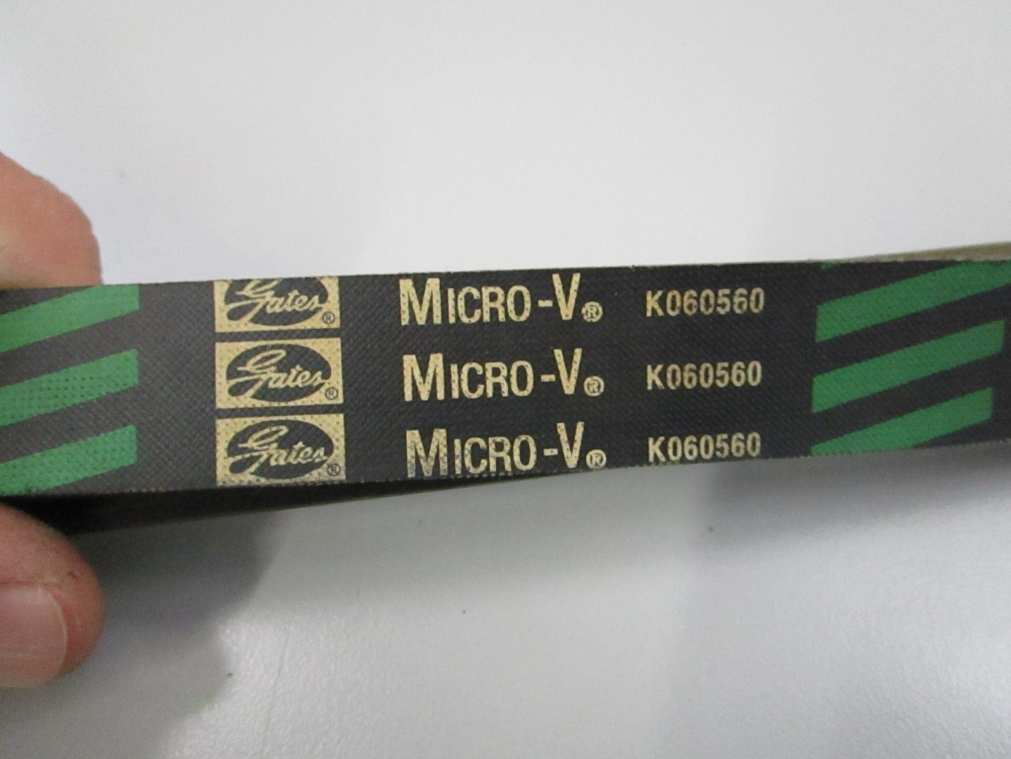 Gates NEW Micro-V Serpentine Belt K060560 6-Rib 56" Chevy GMC Freightliner 0810