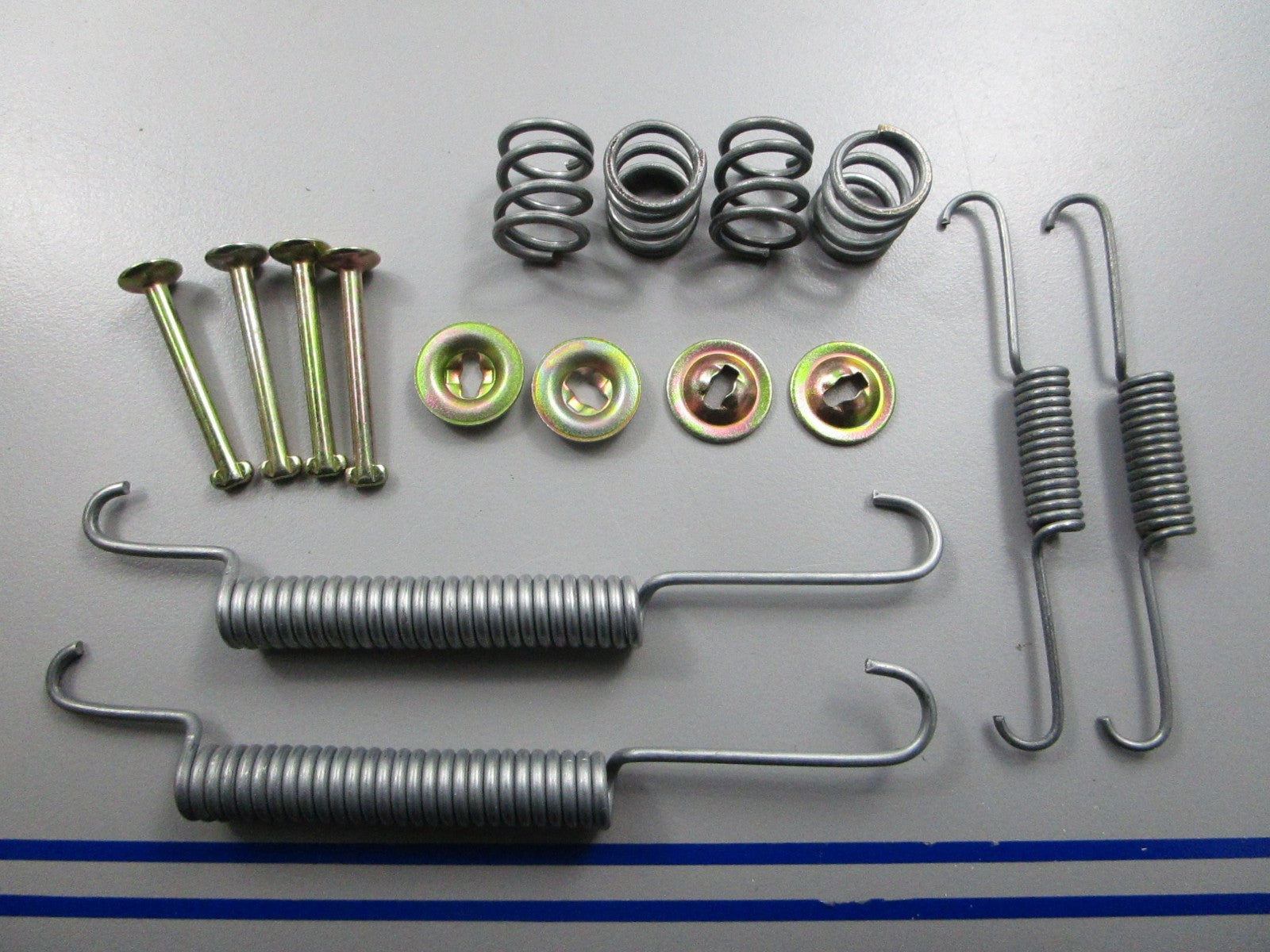 *NEW OEM* 0810 Girling Hardware Kit BK3002