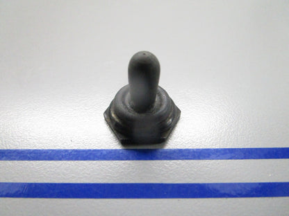 *NEW OEM* 0810 Volvo Penta Nut 828743