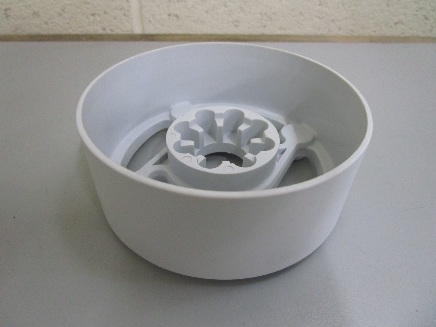 *NEW OEM* 0820 Volvo Penta QL Multi Propeller Adapter 41101800