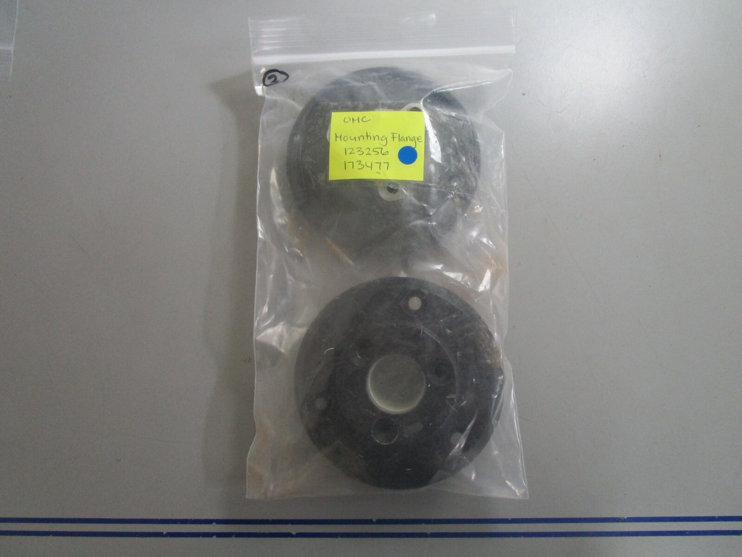 *NEW OEM* 0810 OMC Johnson Evinrude Mounting Flange 123256 173477