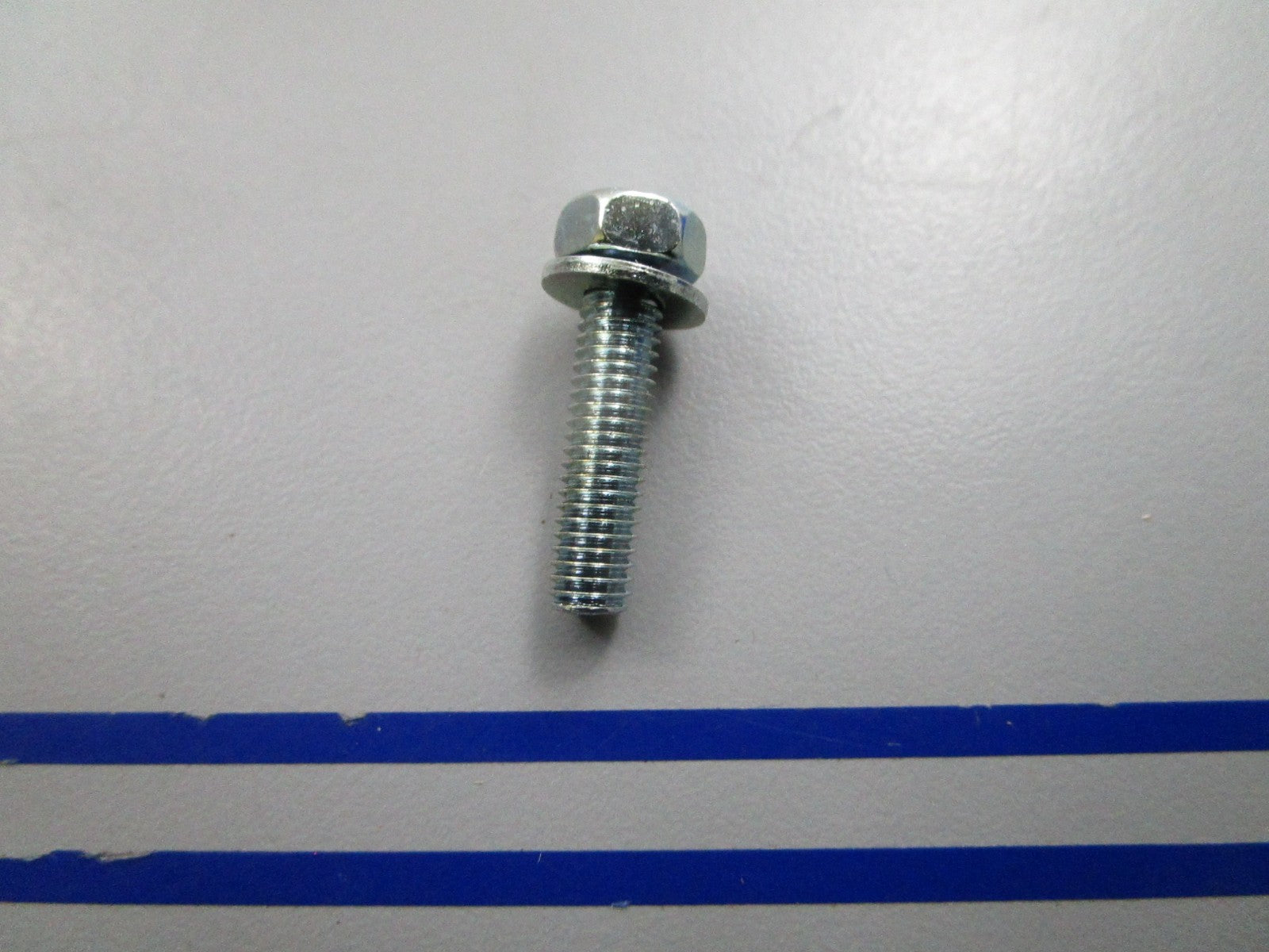 NEW OEM Kawasaki 92150-1474Bolt 0810