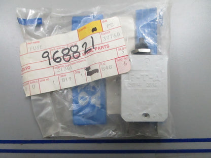 *NEW OEM* 0810 Volvo Penta Fuse 968821