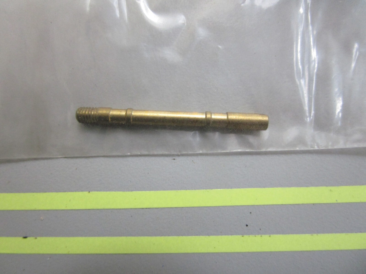 *NEW OEM* 0810 Volvo Penta Float Spindle 834596