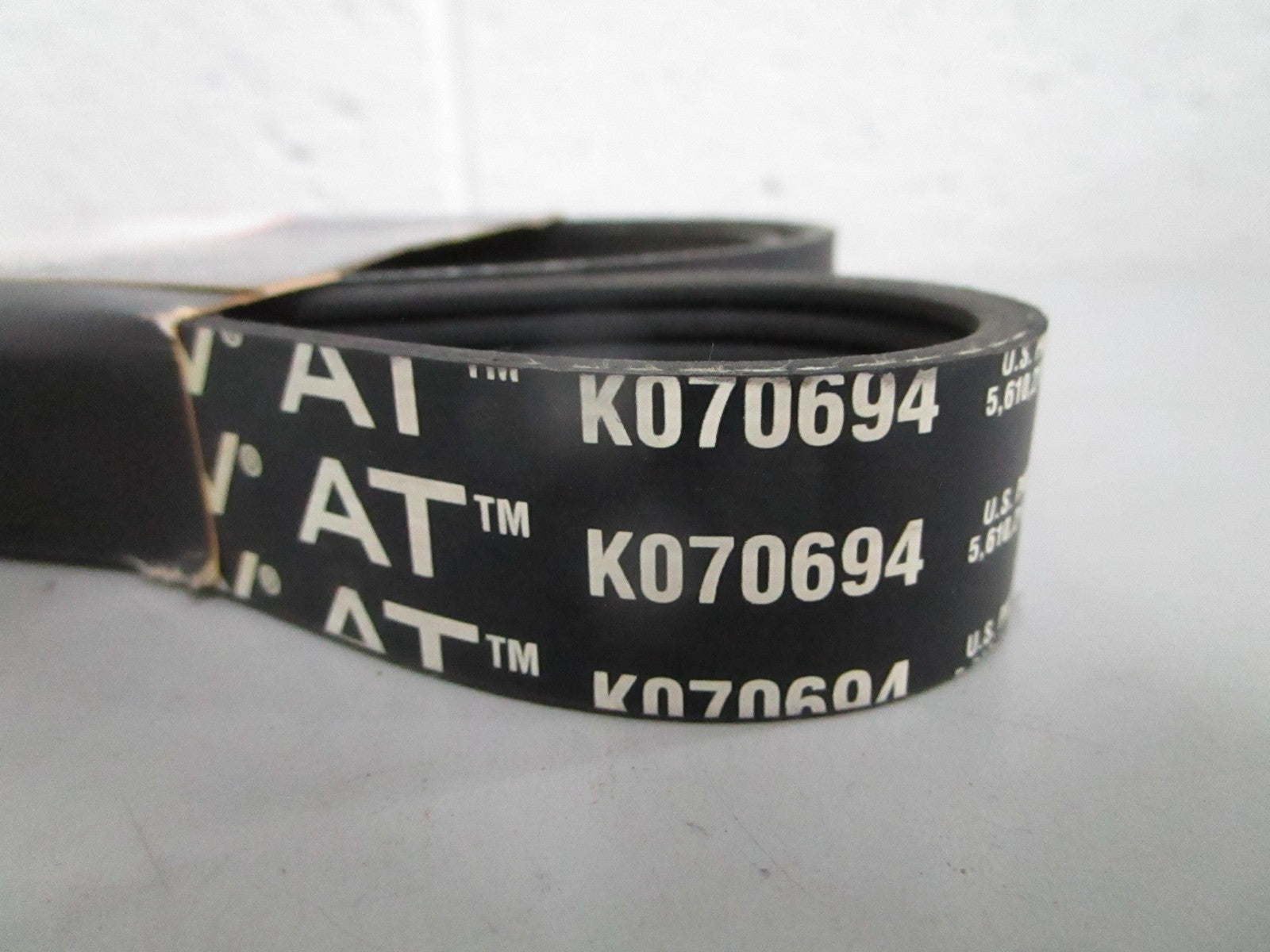 NEW K070694 Gates Serpentine Belt 0820