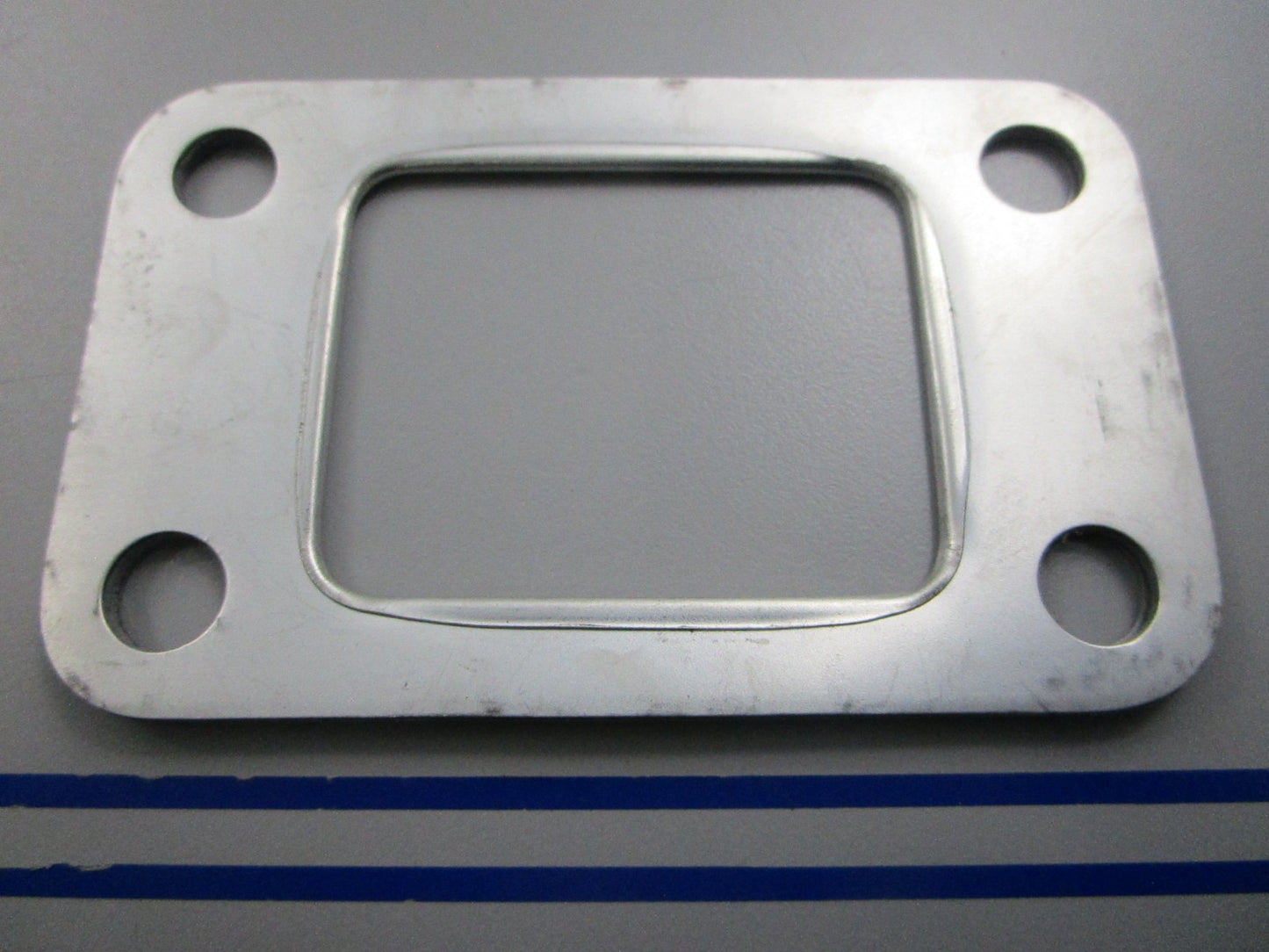 NEW OEM 862776 Volvo Penta Gasket 0810