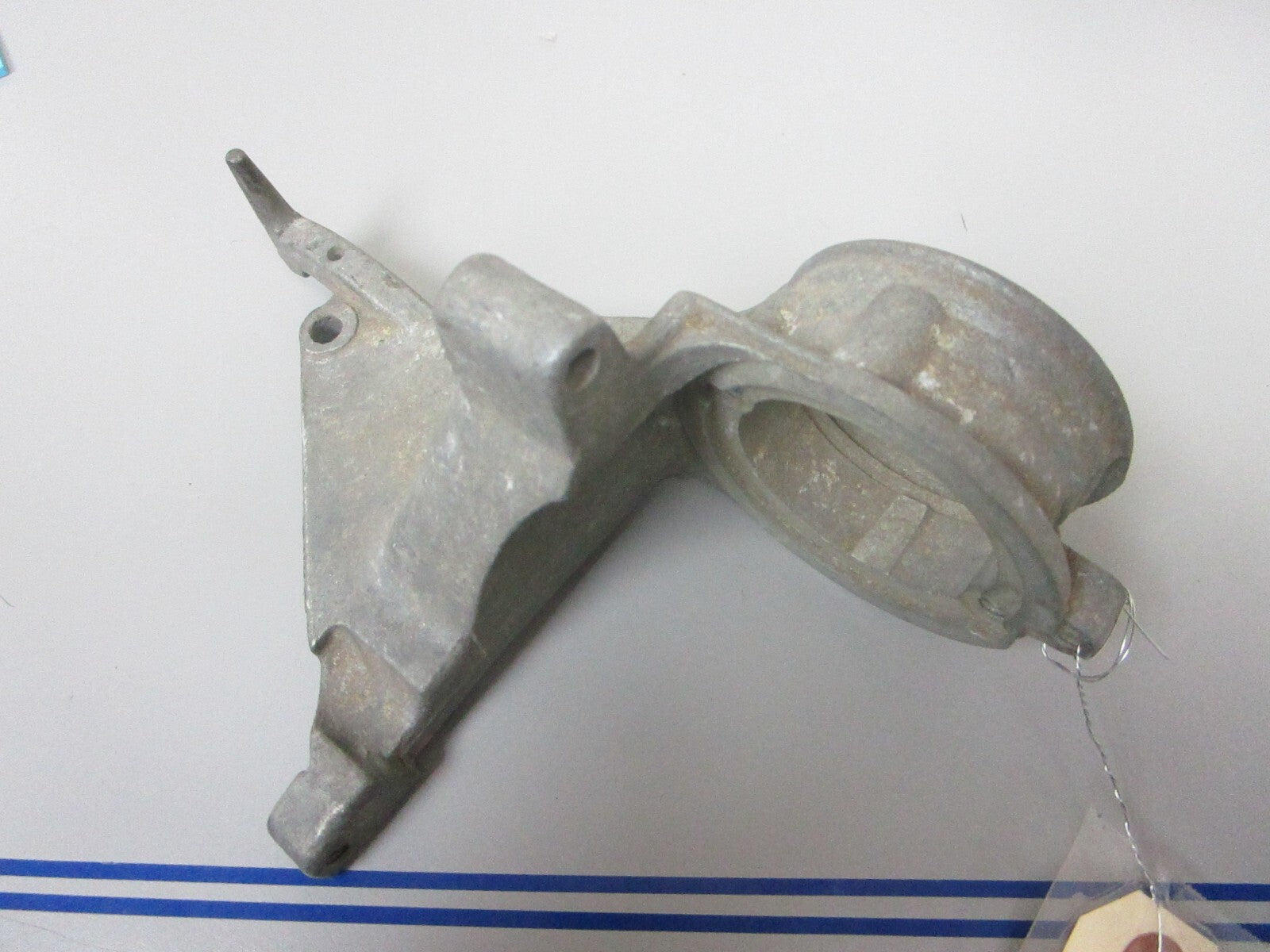 *NEW OEM* 0720 OMC Johnson Evinrude Starter Bracket 317328 0317328
