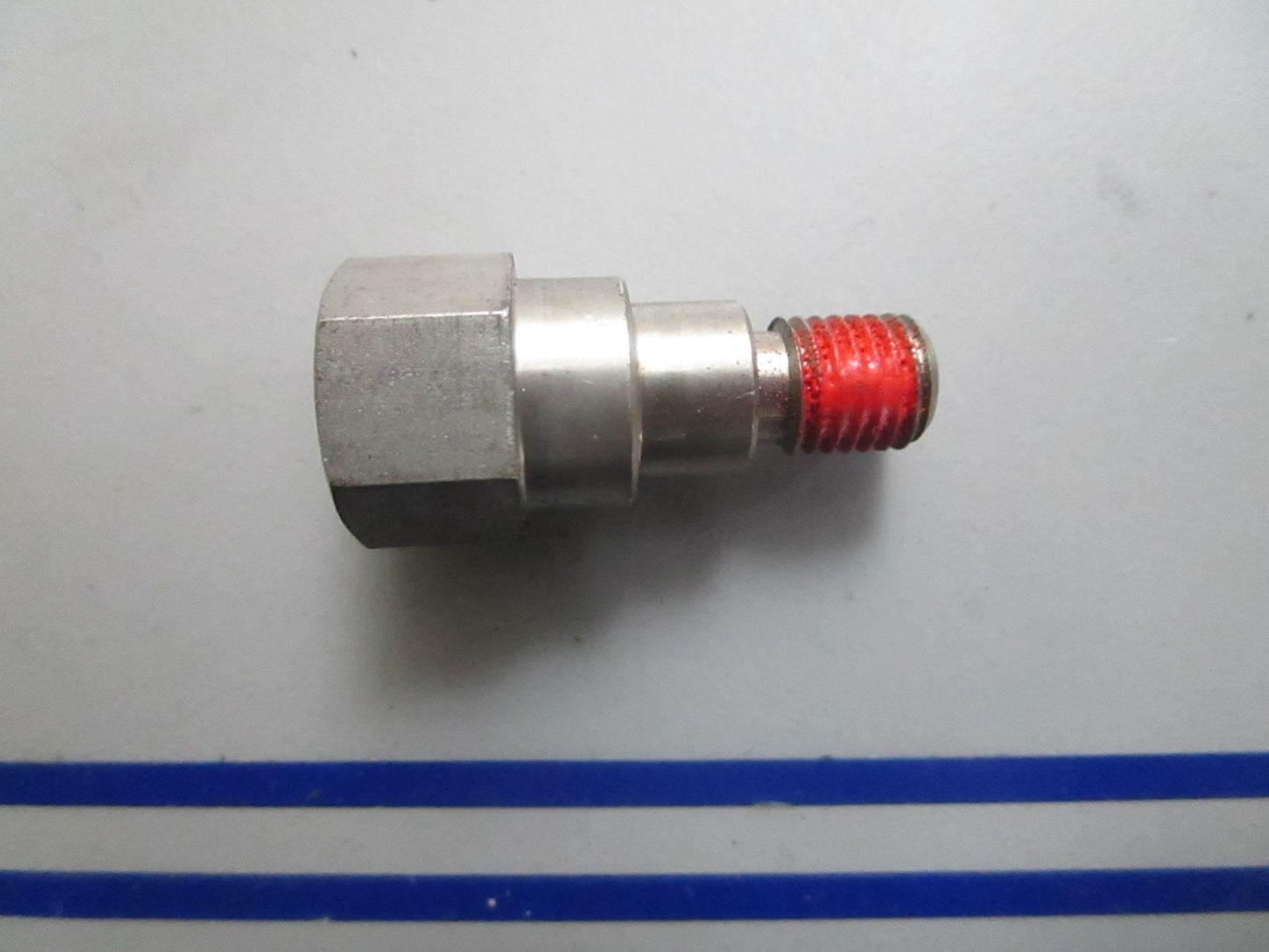 *NEW OEM* 0820 Volvo Penta Spindle 854344
