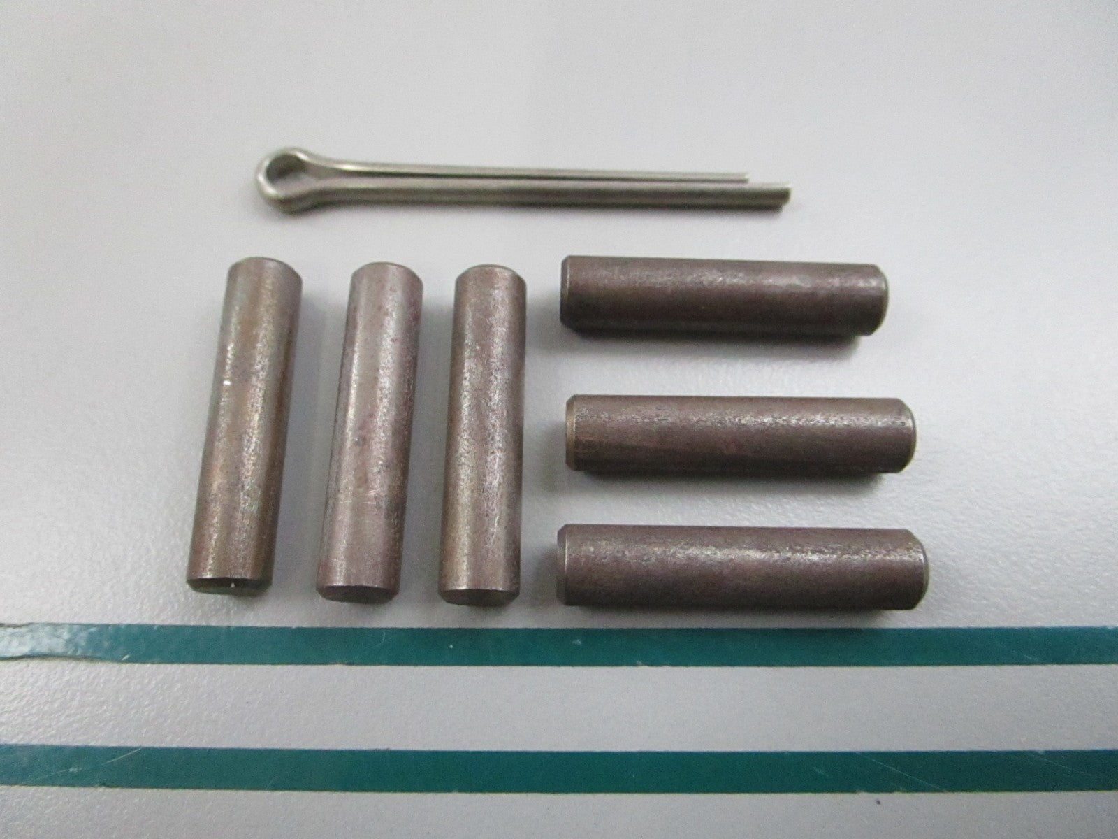 NEW OEM FK247 Mercury Quicksilver Prop Pin Kit 0810